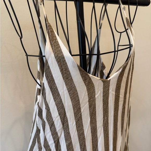 Flowy Verticals Cream And Brown Stripped Soft Dress With Pockets & Adjust Straps - Picture 2 of 4
